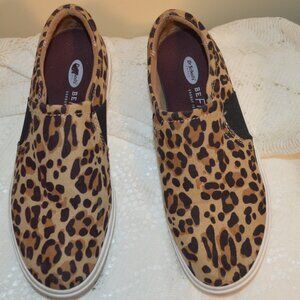 Dr. Scholls 6 Cheetah Pattern Slip-on Shoes